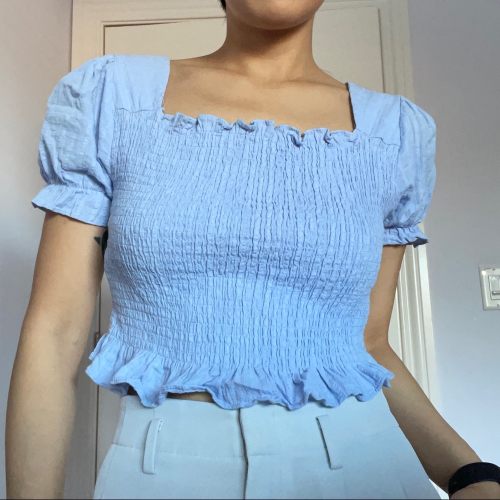 Blue top 💙💙